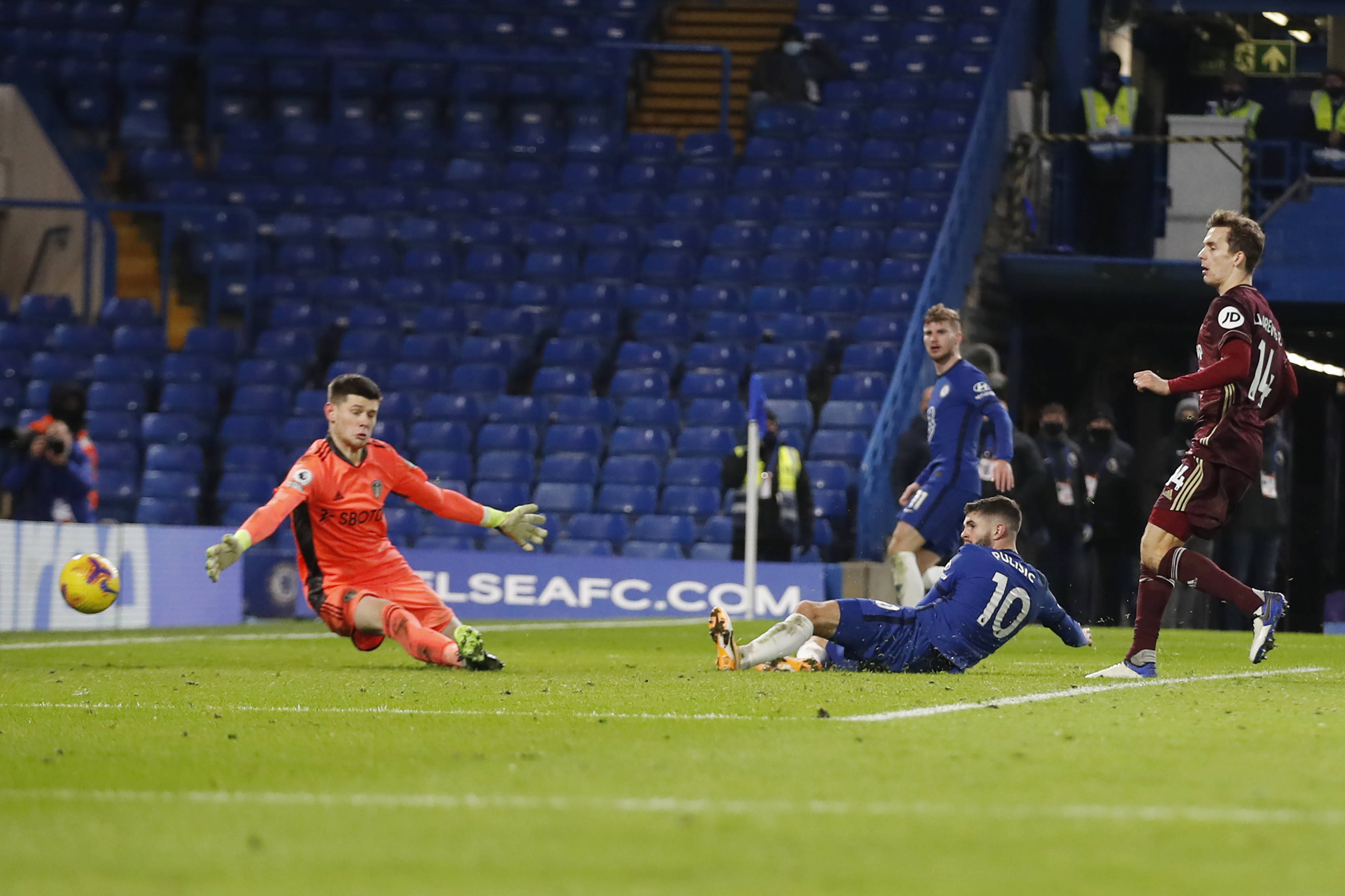 策略及赛事 策略及赛事